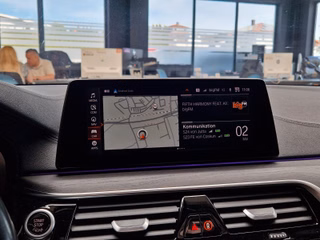 BMW 530d xDrive Luxury Line*KAMERA*CARPLAY*HEBEDACH* - bilder 5