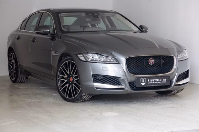 Jaguar XF XF Portfolio AWD ACC Navi Leder Kamera Memory - photo 1