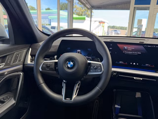 BMW X1 sDrive 18 i M Sport Autom.,. LED Navi Pano H/K Sound - bilder 4