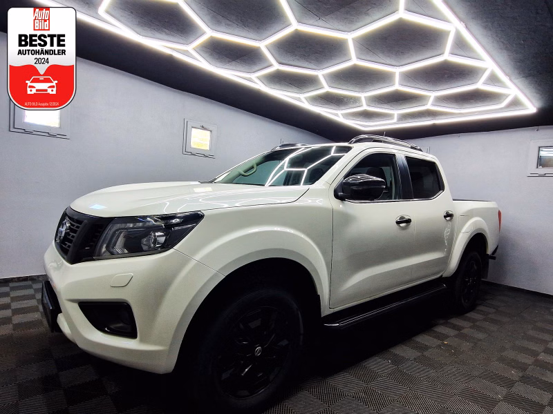 Nissan Navara NP300 Double Cab 4x4|AUTOM|LEDER|LED|NAVI|LM FELGEN