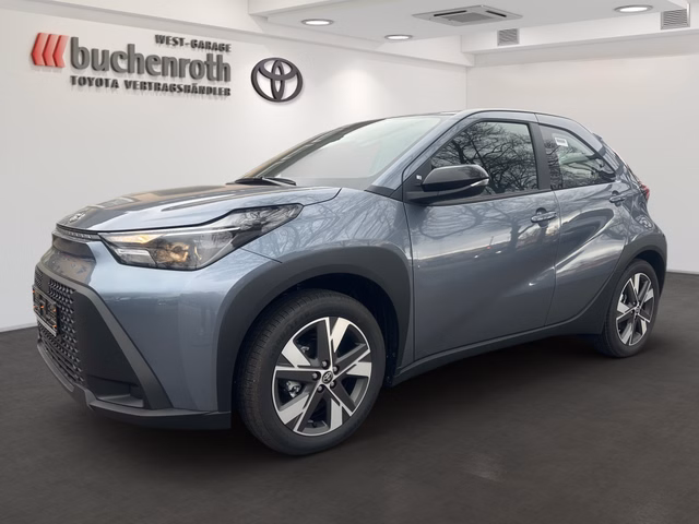 Toyota Aygo X Hybrid Active + Sitzheizung - bilder 1