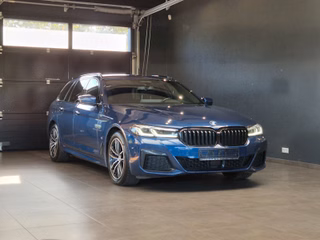BMW 530e xDrive Touring M Sport Shadow*LED*AHK*h&k* - photo 1