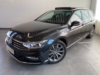 Volkswagen Passat Variant 2.0 TDI DSG 4M R-LINE PANO DCC DYNAUDIO AHK