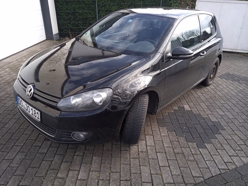 Volkswagen Golf 1.6 TDI STYLE BMT