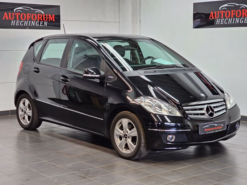 Mercedes-Benz A 160 AHK Panoramadach Sitzheizung Tempomat Bluethoot