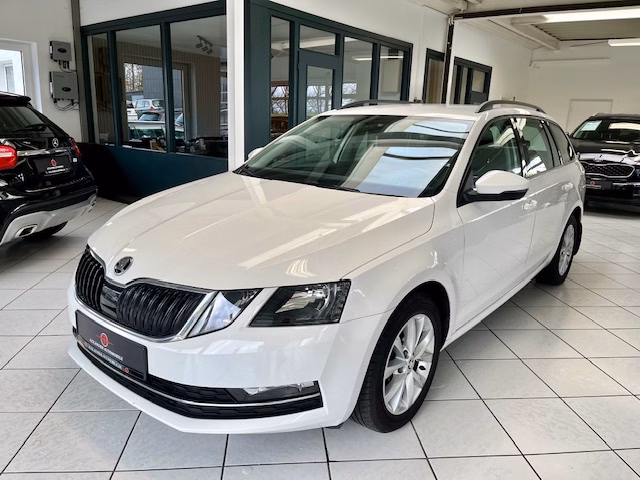 Skoda Octavia Combi Style 2.0TDI DSG SmartLink SHZ PDC Used vehicle for sale | First registration 01/2020