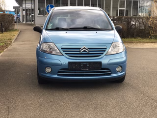 Citroën C3 1.4 HDi Exclusive Händlerpreis Used vehicle for sale | First registration 09/2002 | Price 1.290 €