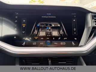 Volkswagen Touareg R-Line 4x4*HUD*SPUR*TOT*DYN*AHK*PAN*STHZ - foto 31