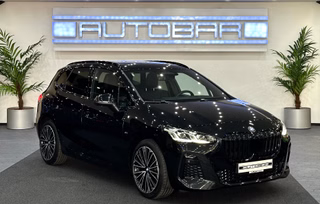 BMW 218 Active Tourer M-SPORT PANO MASSAGE 360K AHK - bilder 2