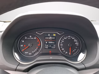 Audi Q2 35 TFSI S-TRONIC / NAVI / LED / SITZHEIZUNG / KAMERA - foto 7