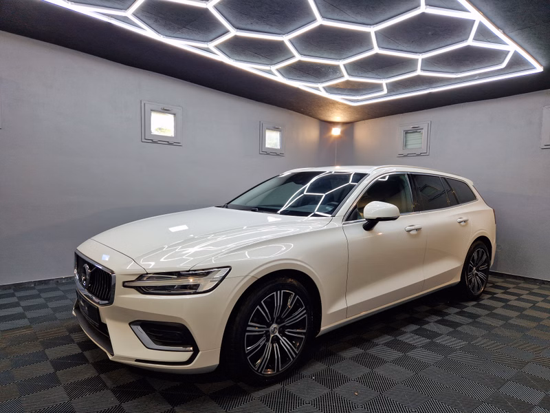 Volvo V60 Kombi Inscription|AUTOMATIK|LEDER|NAVI|LED|SPORT