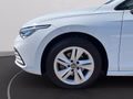 Daumennagel 11 - Volkswagen Golf Variant 1.0 Life eTSI DSG ACC+PDC+AppConnec