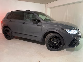 Volkswagen Tiguan R-Line 4 J. Gar,KAM,AHK,Navi,IQ,Black-Sty