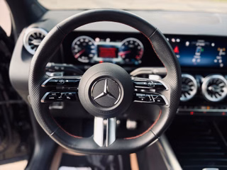 Mercedes-Benz GLA 220 4M AMG+Multibeam+Carbon+Kamera+Memory+19 - foto 1