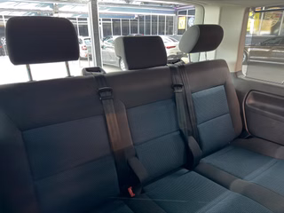 Volkswagen T5 Multivan 2.0 TDI BlueMotion/XENON/PDC/SHZ/TEMP/NAVI - foto 30
