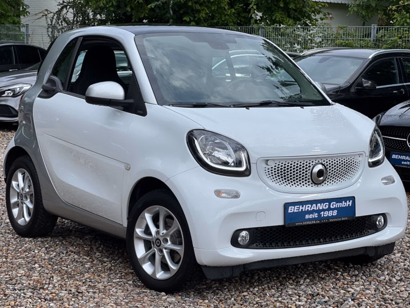 Smart ForTwo*PASSION*PANORAMA*SITZHEIZUNG*AUTOMATIK*