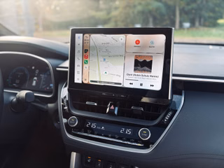 Toyota Corolla Cross Hybrid FWD Lounge+Leder+Pano+AHK+ - bilder 8