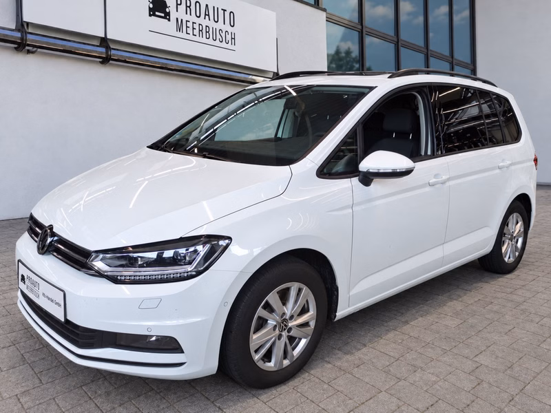 Volkswagen Touran Comfortline AHK/PANO/RFK/STNDHZNG/DYNAUDIO