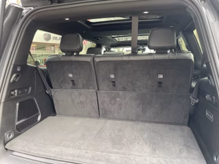 Jeep Wagoneer Series III 5.7 V8 HEMI eTorque Panoramadach + elektr. Trittbretter - foto 16