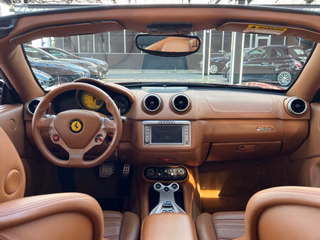 Ferrari California F1 CAM / NAVI / LED / - foto 19