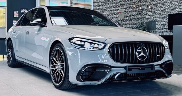 Mercedes-Benz S 63 E AMG L 4M+ Edition 1 Full Carbon 100% VOLL Neuwagen Kaufen | EZ  | Preis 274.990 €