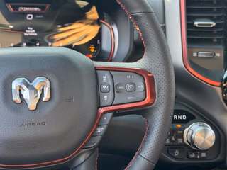 Dodge RAM 1500 3.0 I6 REBEL Crew Cab +3 Jahre Garantie - foto 27