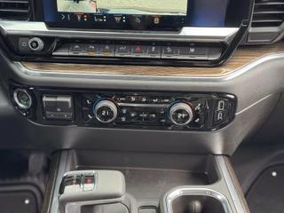 Chevrolet Silverado 6.2 V8 LT Trail Boss 2026 - foto 30