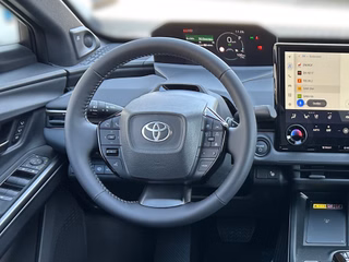 Toyota bZ4X FWD Lounge Sky ( Panoramadach ) + Sound-Paket ( JBL ) - bilder 14