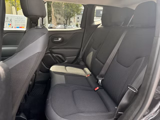 Jeep Renegade 1.3 T-GDI Automatik Limited Black-Pack - foto 26