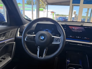 BMW X1 sDrive 18 i M Sport Autom., LED Navi Kamera Pano H/K Sound - bilder 3