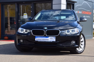 BMW 320d Pano | AHK | Navi | 8-fach | HeadUp Used vehicle for sale | First registration 07/2013 | Price 10.990 €
