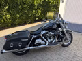 Daumennagel 2 - Harley-Davidson FLHRC Road King