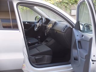 Volkswagen Tiguan 2.0 TDI Facelift TÜV 03/2028 - foto 13