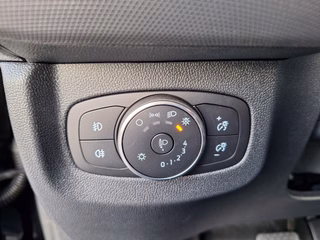 Ford Tourneo Courier Trend Automatik AHK ACC Kamera Winter-Paket - foto 18