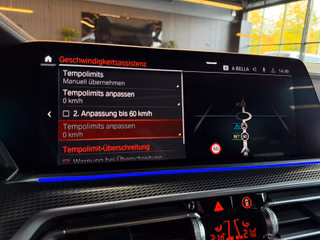 BMW xDrive 30 d M Sport PANO/MEMORY/LED/ICONICGLOW/KAMERA - foto 23