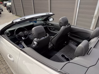 Mercedes-Benz E 220 d Night Pak.Tempo LED Apple Car. Scheckheft - foto 19