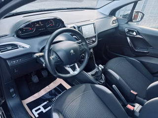 Peugeot 208 Style 1.6 Blue-HDi +Panorama+SHZ+Tempomat+ - bilder 1