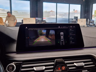 BMW 530d xDrive Luxury Line*KAMERA*CARPLAY*HEBEDACH* - bilder 13