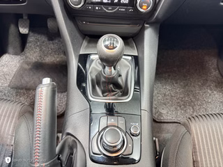 Mazda 3 Sports-Line *Navi*Bi-Xenon*Bose*HuD* - foto 17