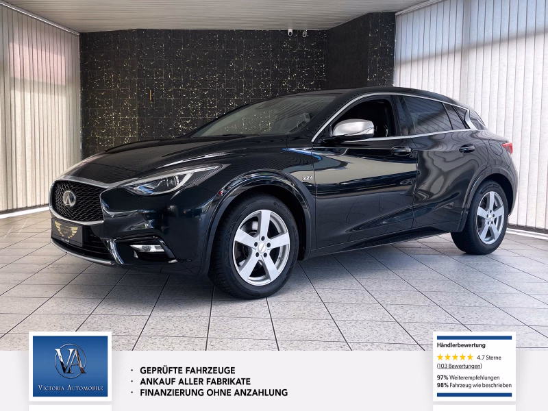 Infiniti Q30 2.2d Premium AWD LED 360Grad Navi SHZ Alcantara