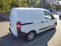 Daumennagel 4 - Ford Transit Courier Trend