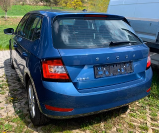 Skoda Fabia Ambition 1.0 TSI, Parksensoren hi., LED Tagfahrlicht - foto 2