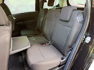 Peugeot 5008 Platinum  1. Hand Panorama Dach Klima - bilder 8