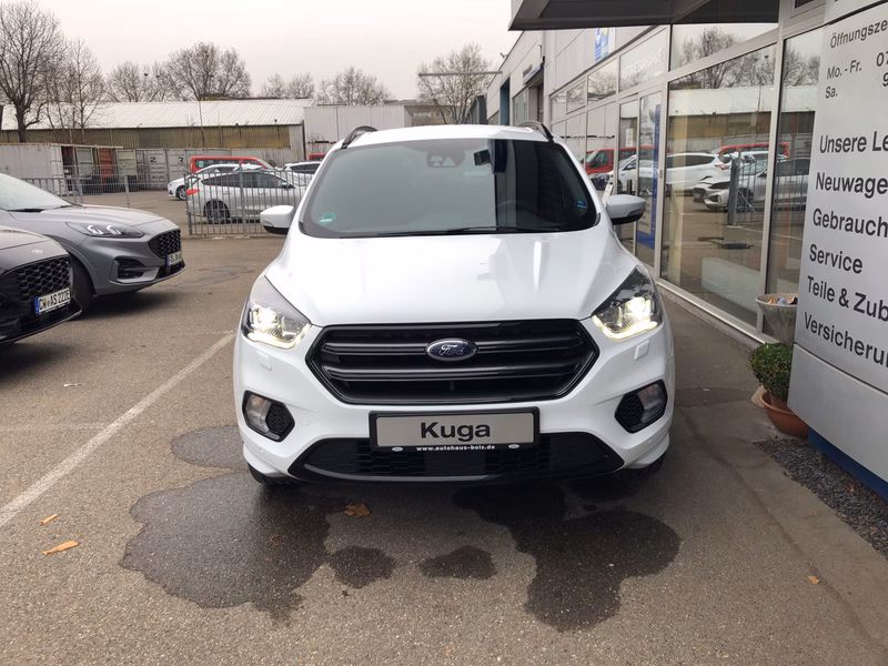 Ford Kuga ST-Line-Allrad - AHK - Bi-Xenon - Navi Carplay - Kamera - PDC - Elektr.Heckkl. - Voll