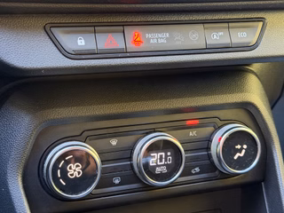 Dacia Jogger Extreme  CAM Navi SHZ AHK 7 Sitzer - bilder 28