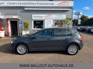 Volkswagen Golf VII Lim. Cup*2.HAND*KLIMA*NAVI*SHZ*EURO6* - bilder 1
