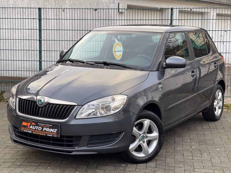 Skoda Fabia 1.2 TSI Family+ KLIMA+ TÜV+ 8 FACH+ E-FENSTER+ XENON+ UNFALLFREI+ GARANTIE + ISOFIX