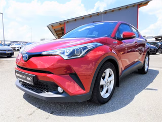 Toyota C-HR 1.8 Hybrid Flow AHK|ACC|KEYLESS|DAB|KAM Used vehicle for sale | First registration 01/2018 | Price 16.990 €