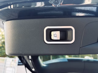 Mercedes-Benz GLC 250 d 4M+AHK+Kamera+Luft+HUD+ILS+Memory+ - foto 9