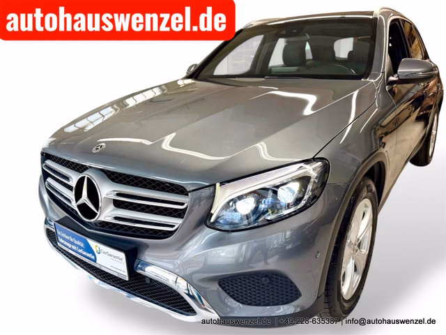 Mercedes-Benz GLC 300 4Matic Exclusive PANORAMA MEMORY AHK KAM Used vehicle for sale | First registration 06/2018